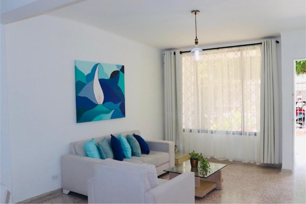 Alojamiento Río Puerta de Oro: Riverside Comfort with Hot Showers Barranquilla  Exterior photo
