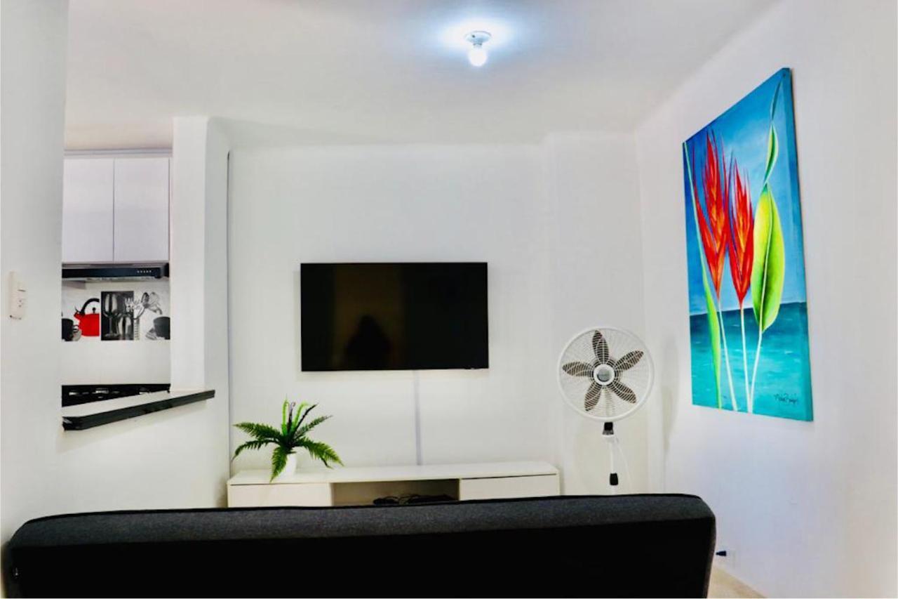Alojamiento Río Puerta de Oro: Riverside Comfort with Hot Showers Barranquilla  Exterior photo
