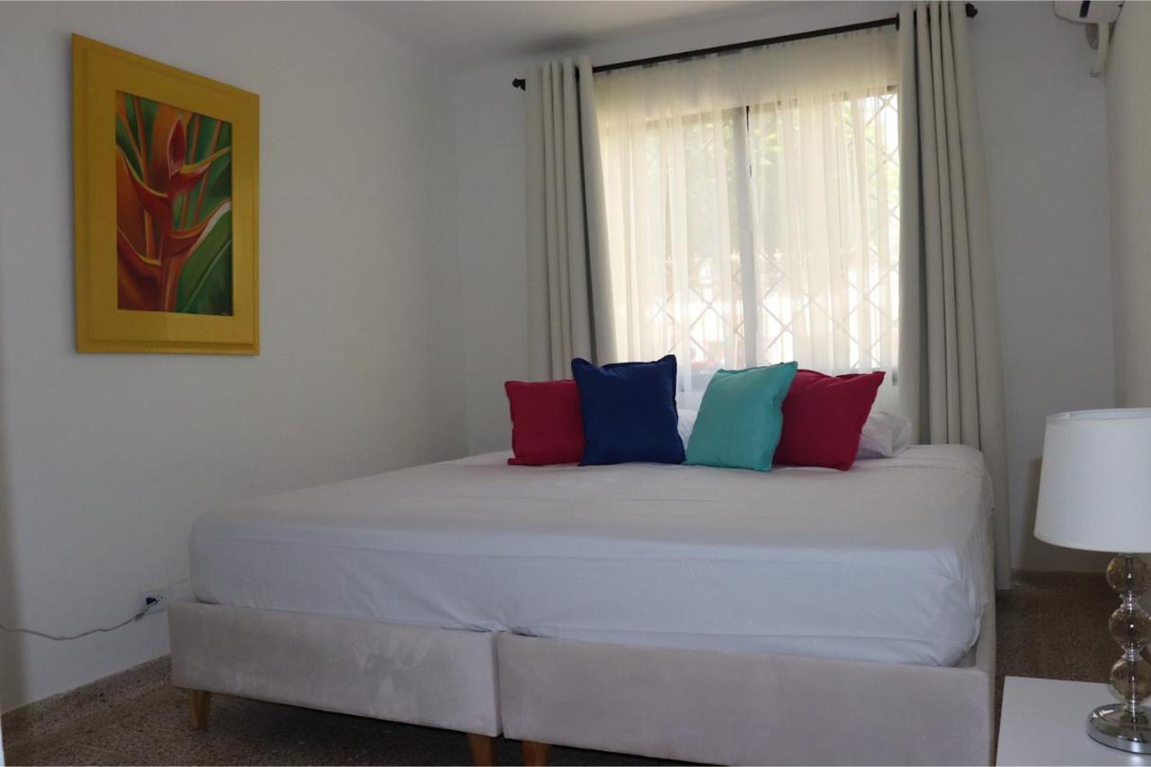 Alojamiento Río Puerta de Oro: Riverside Comfort with Hot Showers Barranquilla  Exterior photo