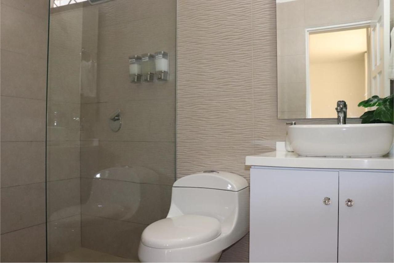 Alojamiento Río Puerta de Oro: Riverside Comfort with Hot Showers Barranquilla  Exterior photo