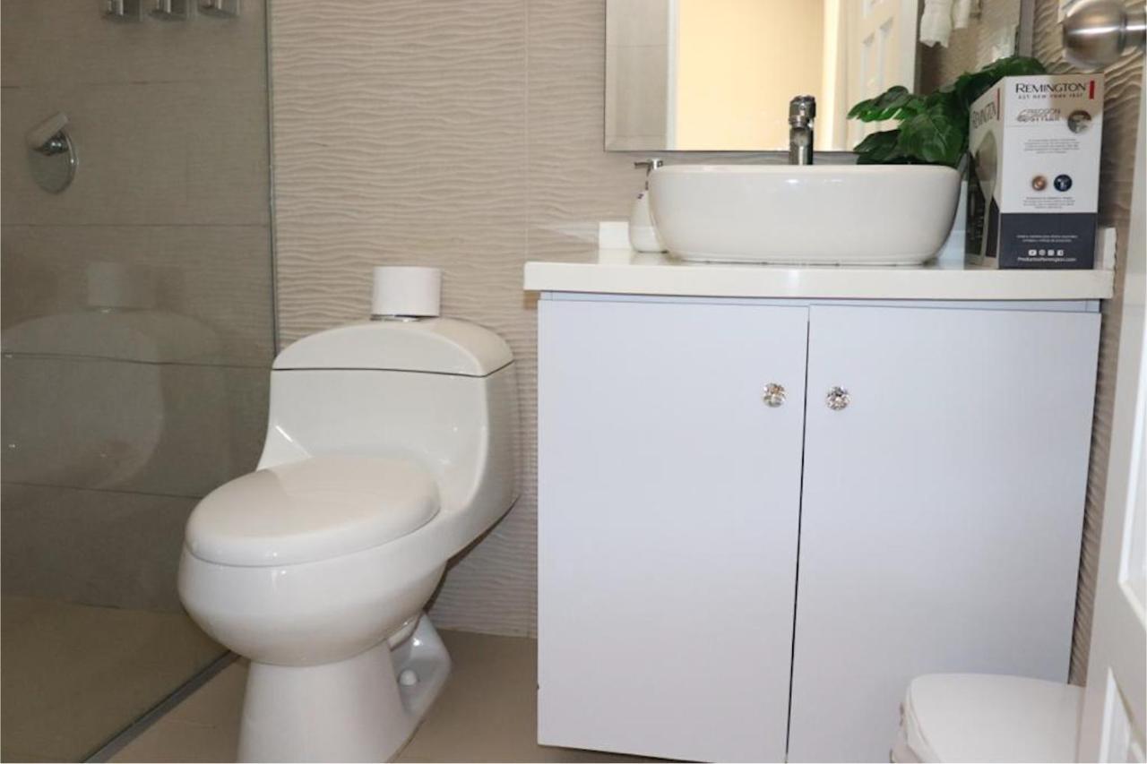 Alojamiento Río Puerta de Oro: Riverside Comfort with Hot Showers Barranquilla  Exterior photo